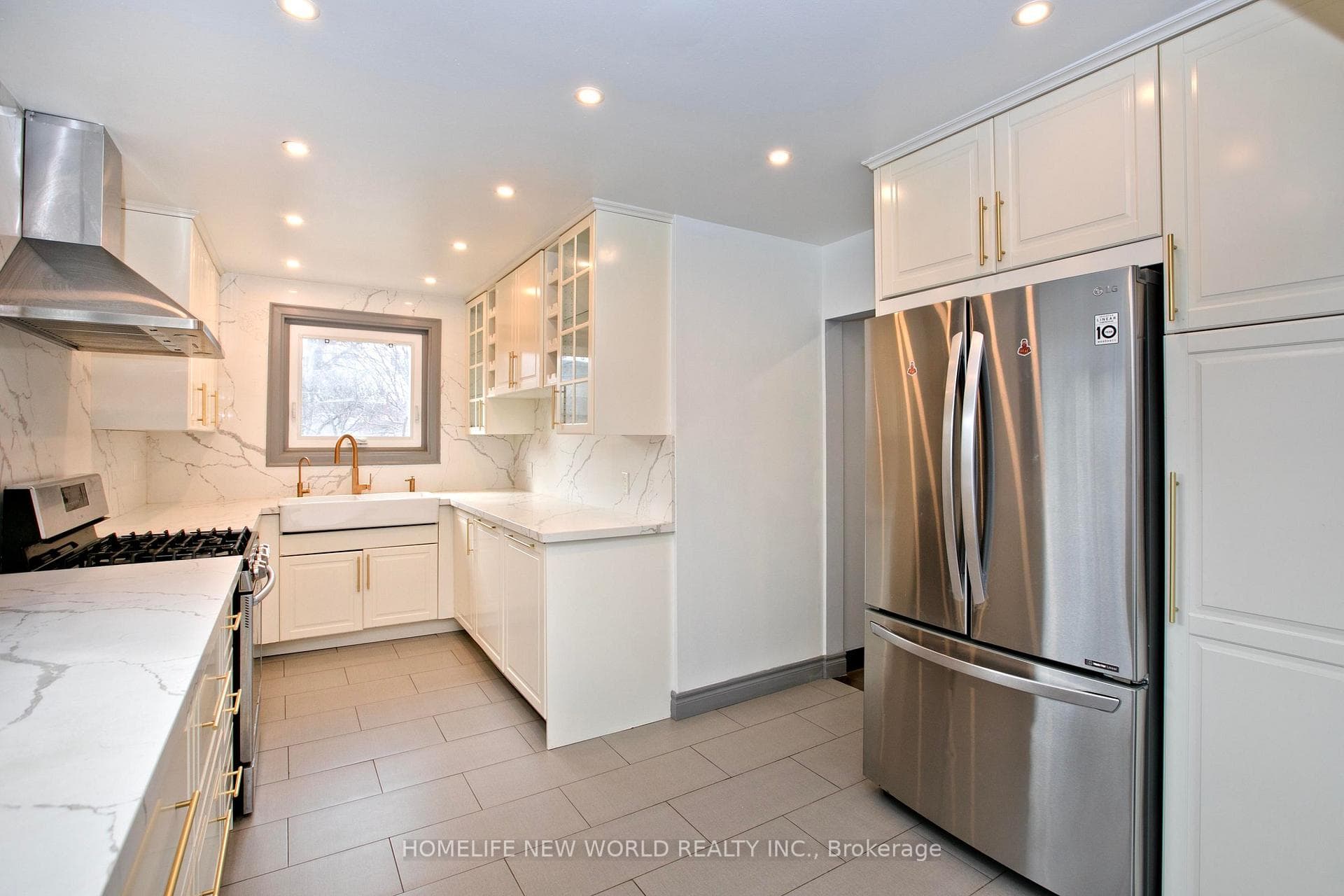42 Kingland Crescent Unit A photo 9