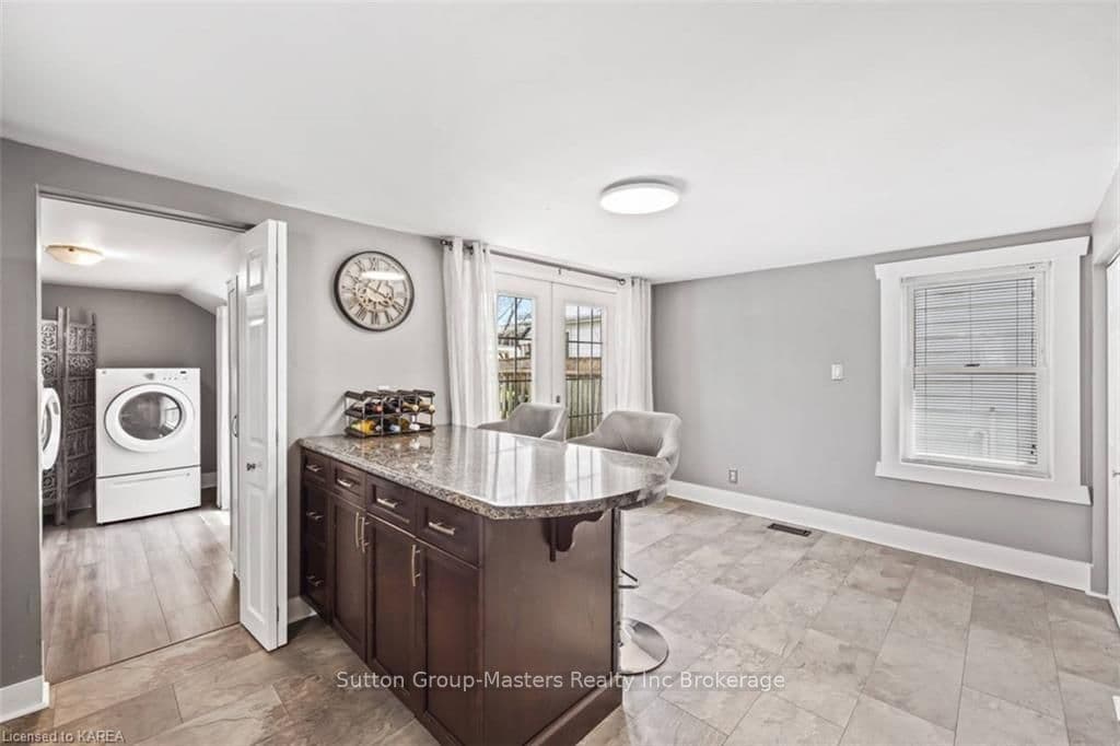 259 CHARLES Street photo 21