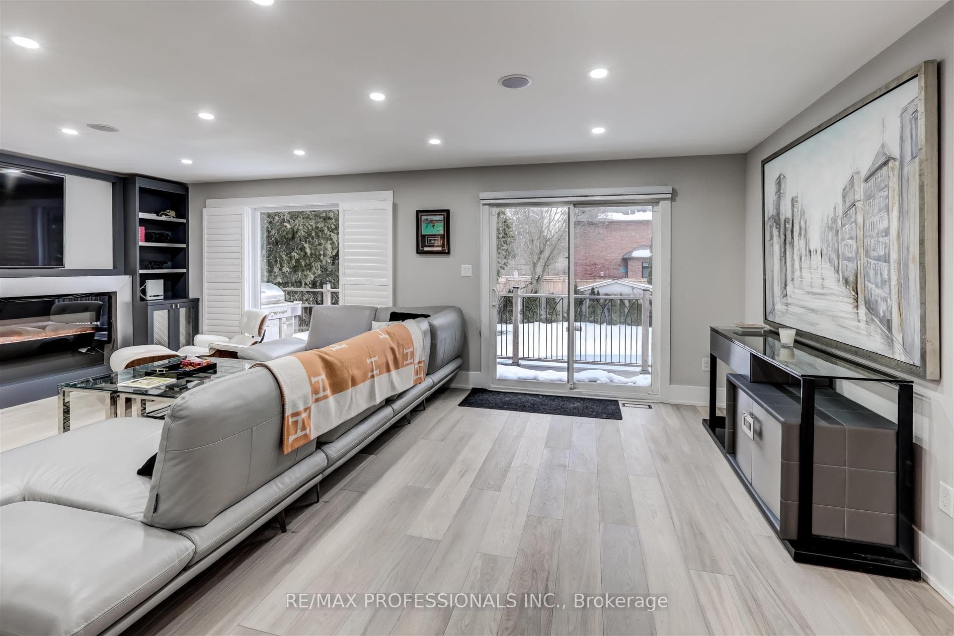 356 The Kingsway N/A photo 18