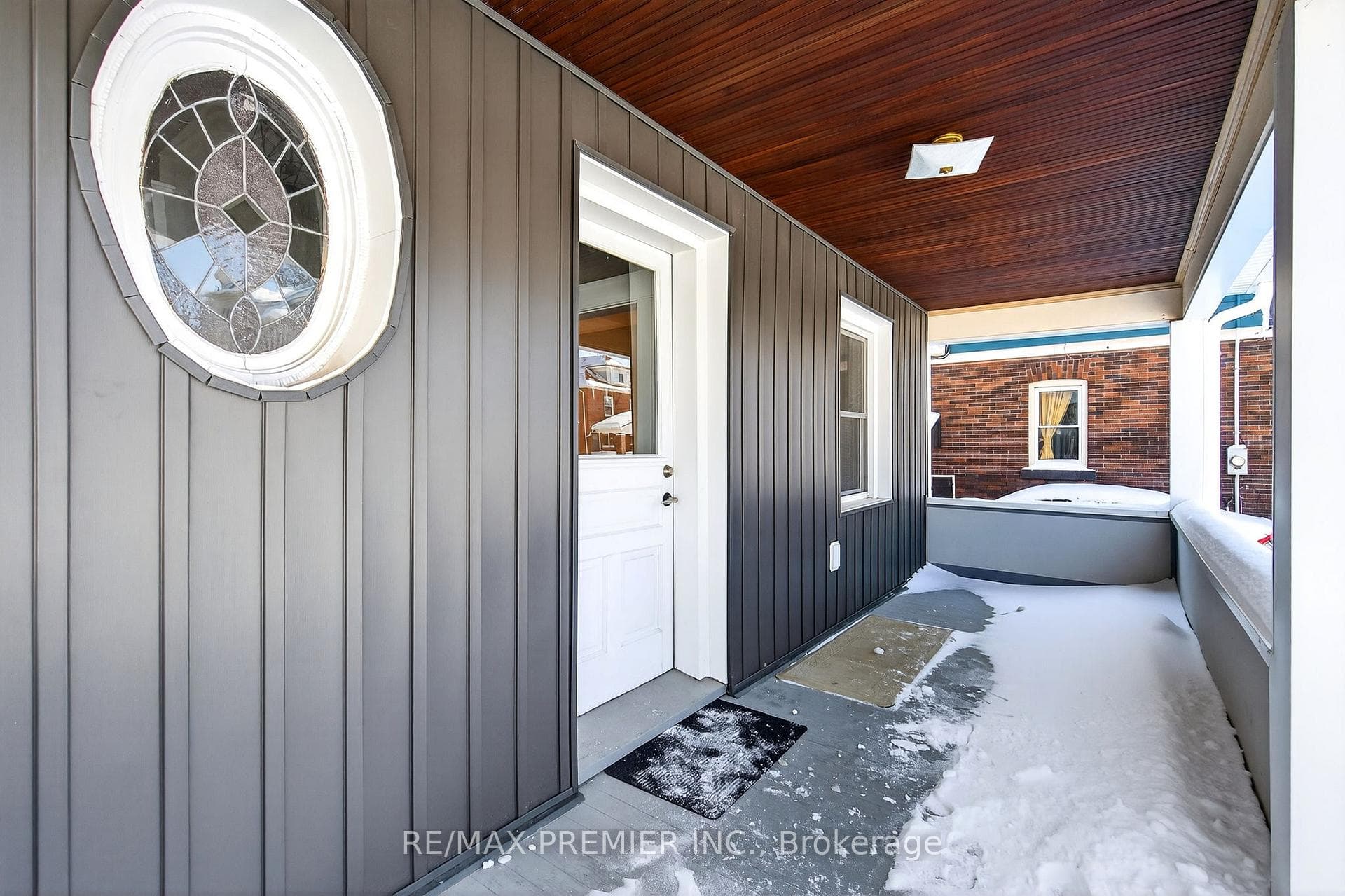 4848 Second Avenue photo 2