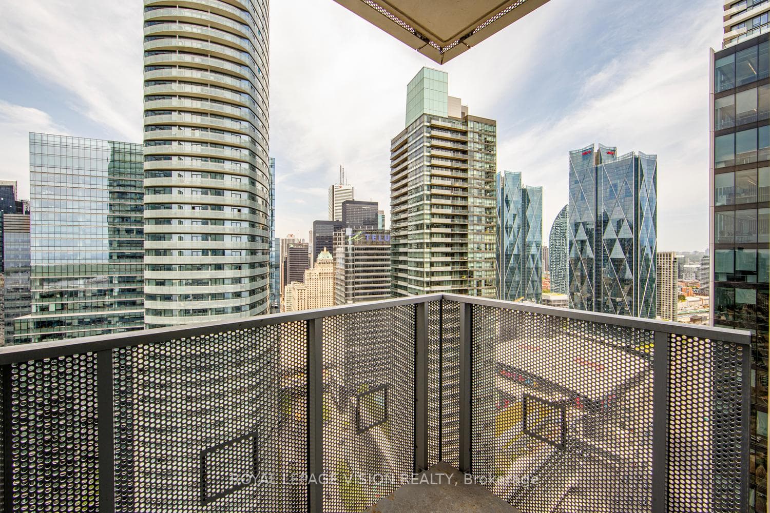 10 York Street Unit 4003 photo 24