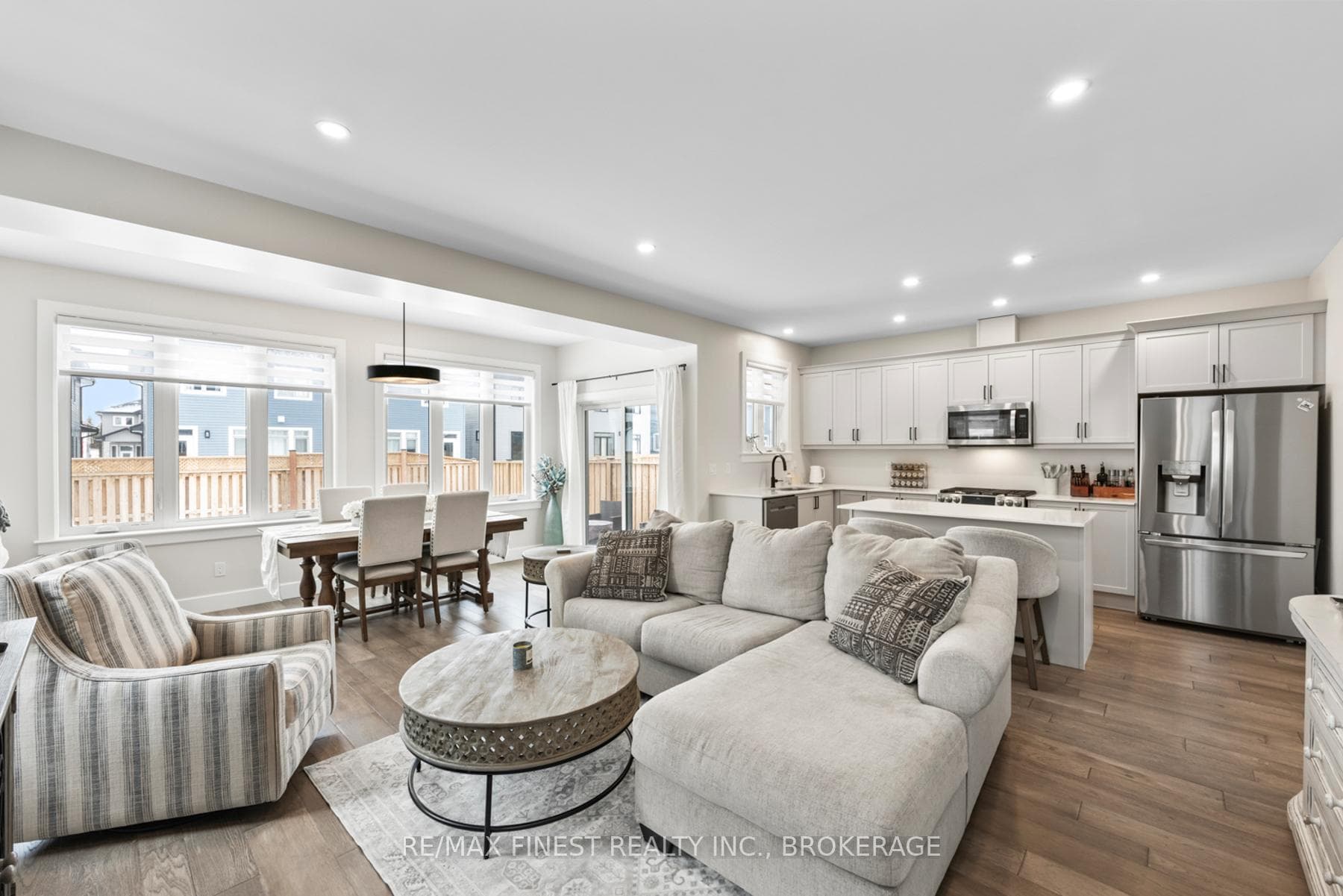 88 Potter Drive photo 8