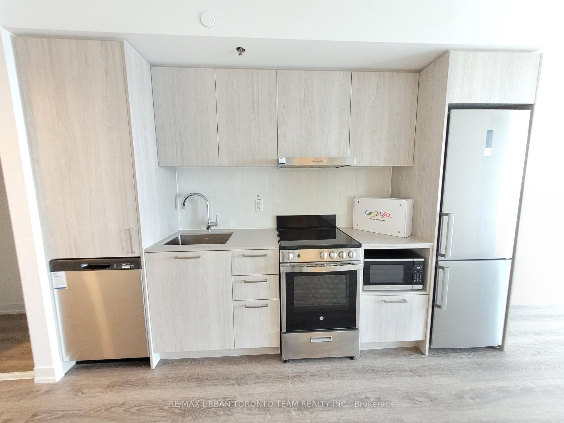 195 Commerce Street Unit 3108 photo 2