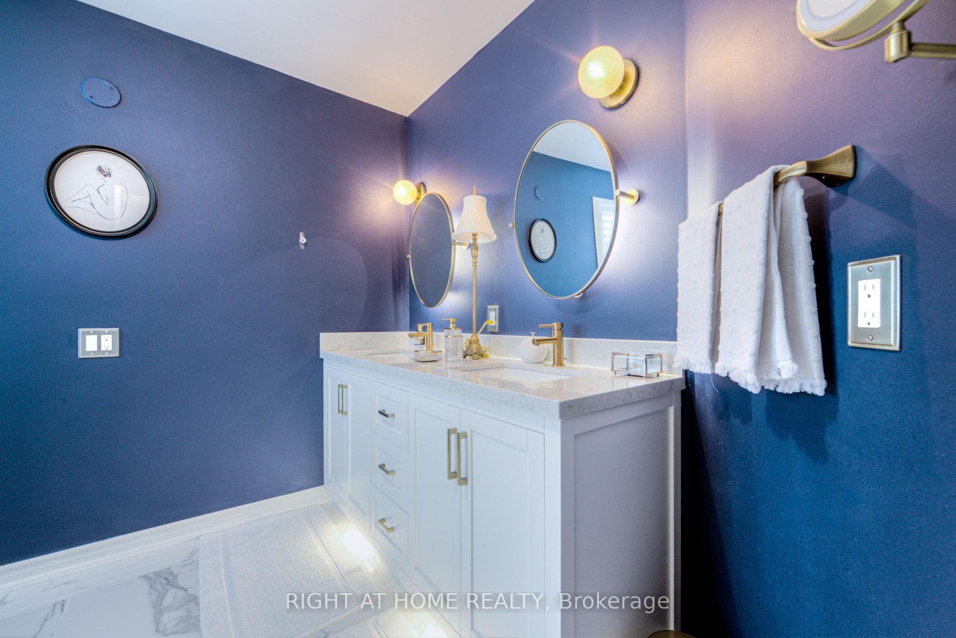 5 Piece Primary Ensuite Bath Double Vanity