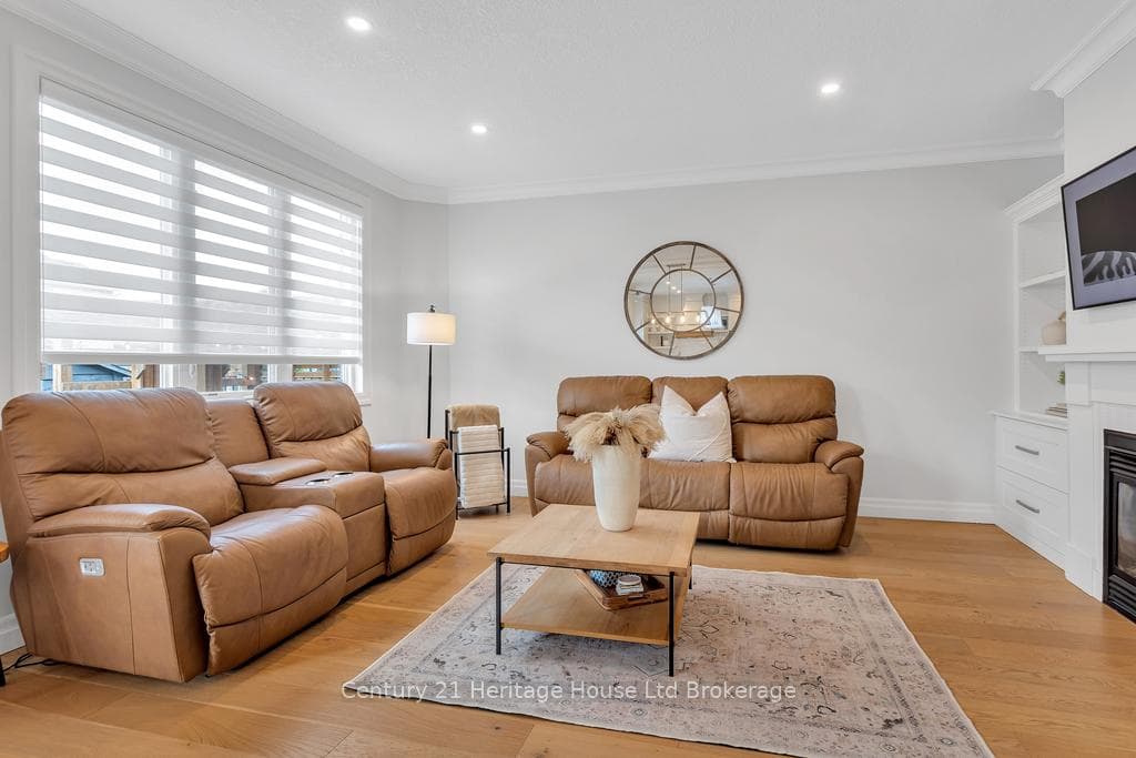 12 Oliver Crescent photo 14