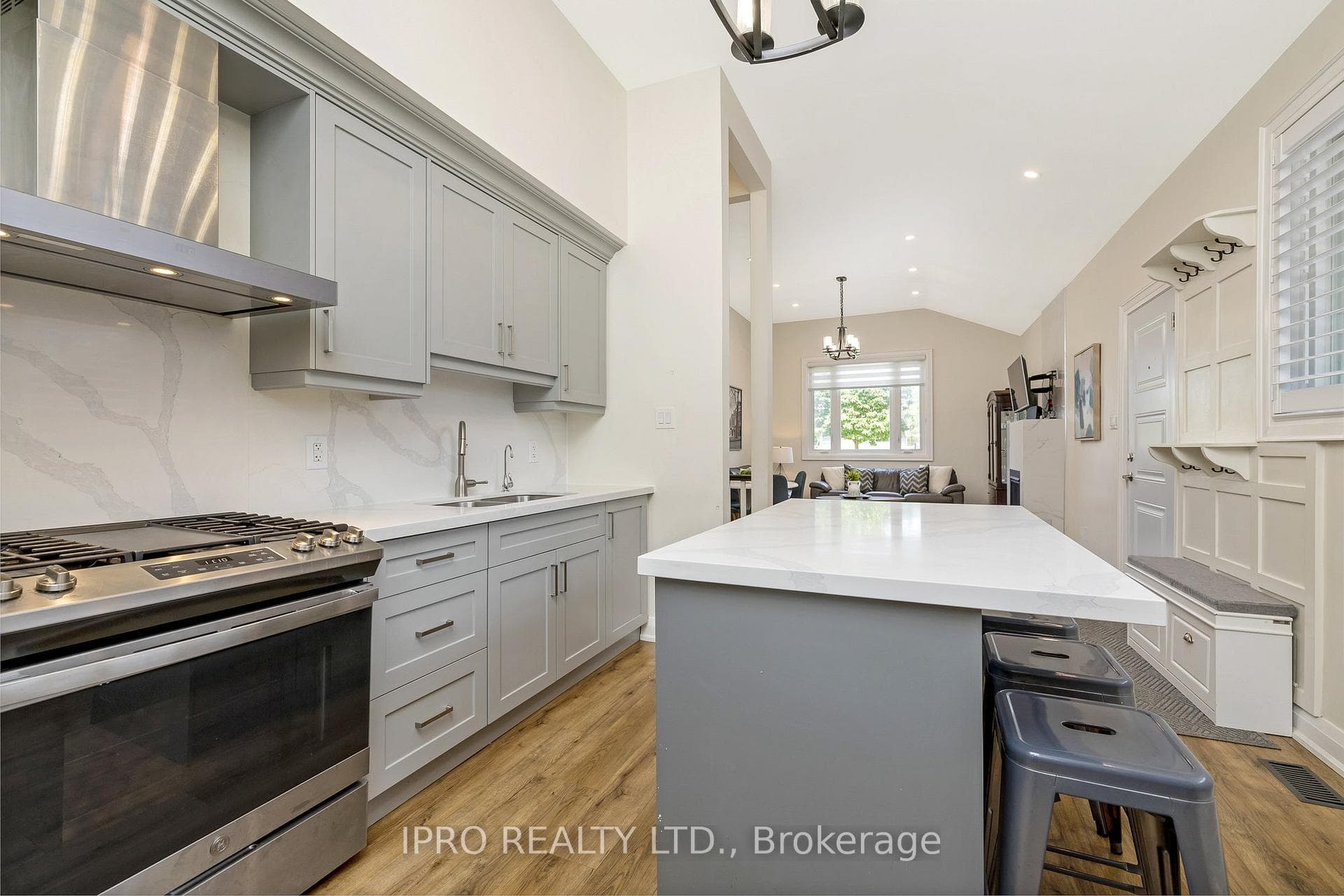 173 Prince Charles Drive photo 17