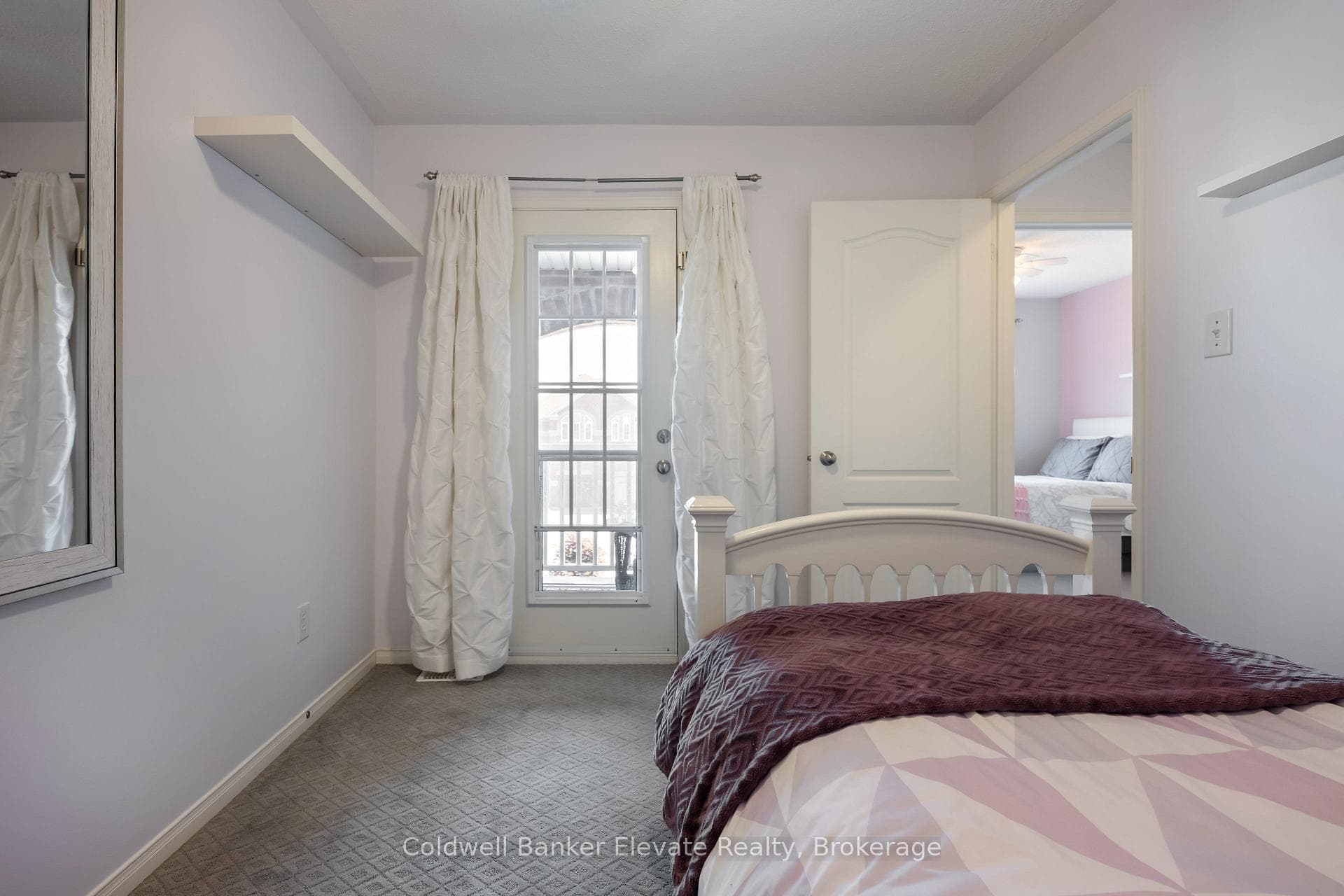 91 Snowberry Crescent photo 36