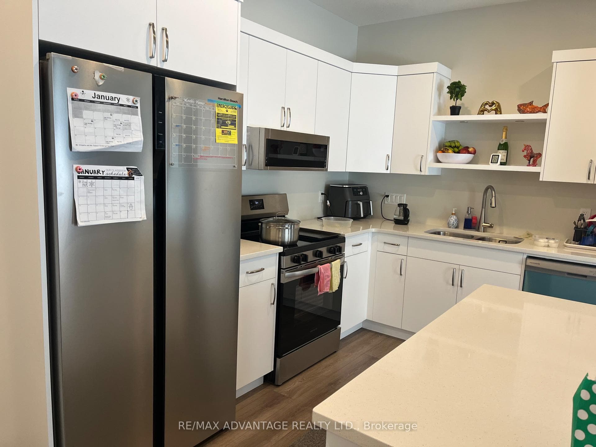 107 Cortland Terrace photo 4