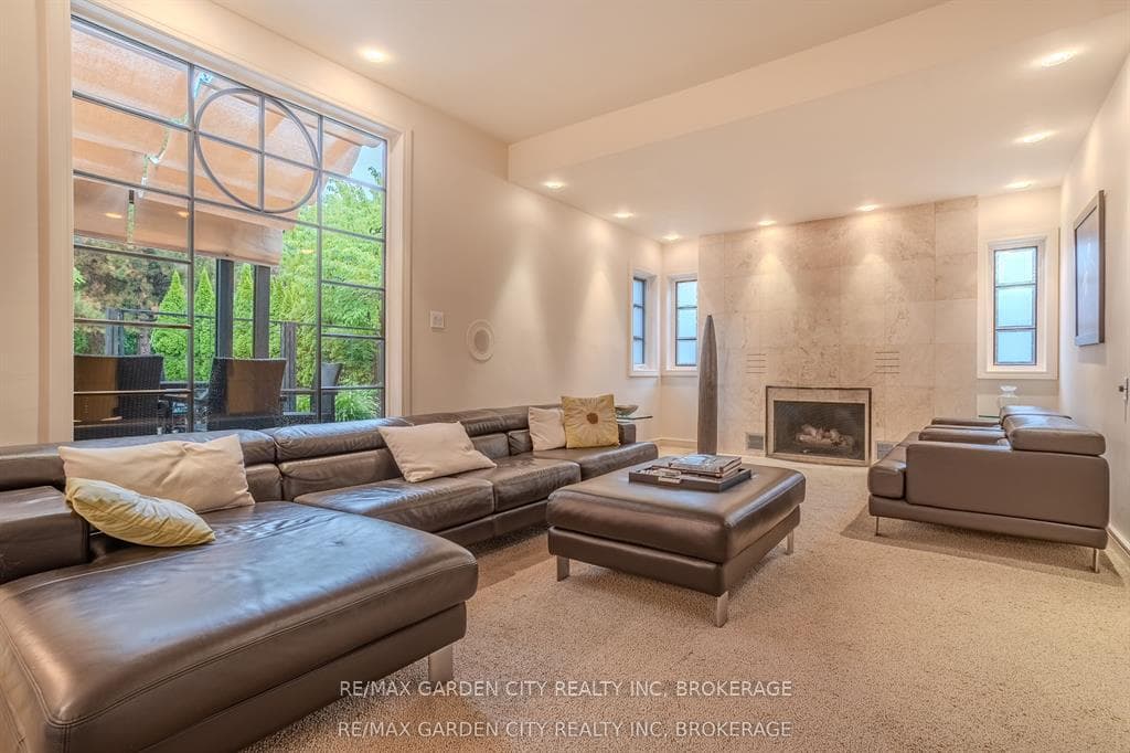 86 Tremont Drive photo 13