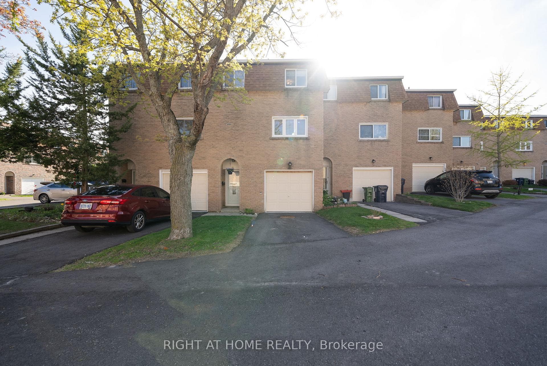 121 Centennial Road Unit 81 photo 1