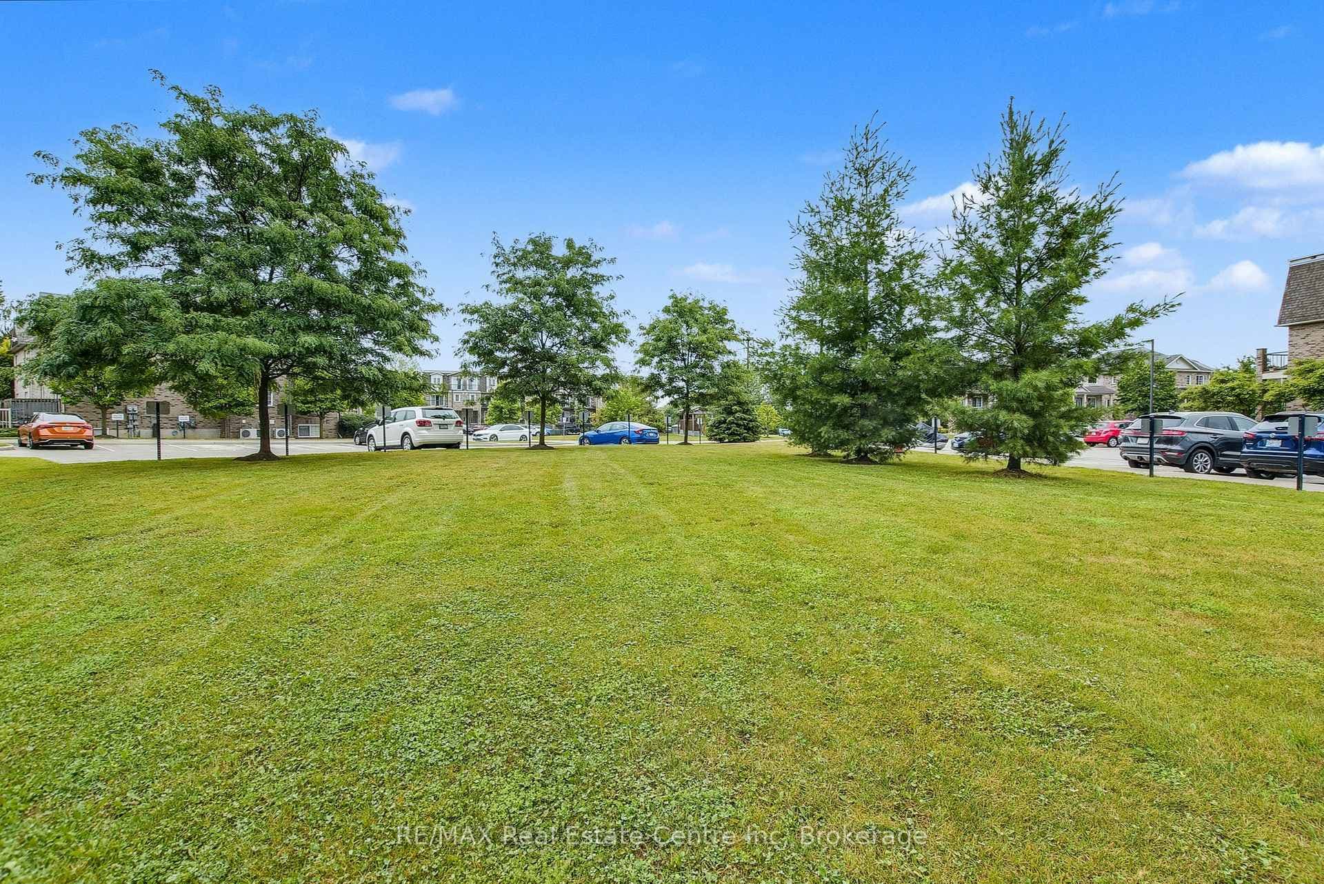 35 Mountford Drive Unit 33 photo 22