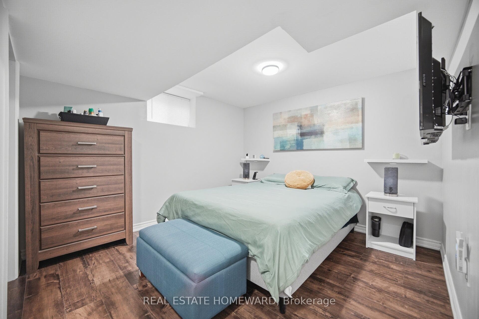 309 Royal Salisbury Way photo 34
