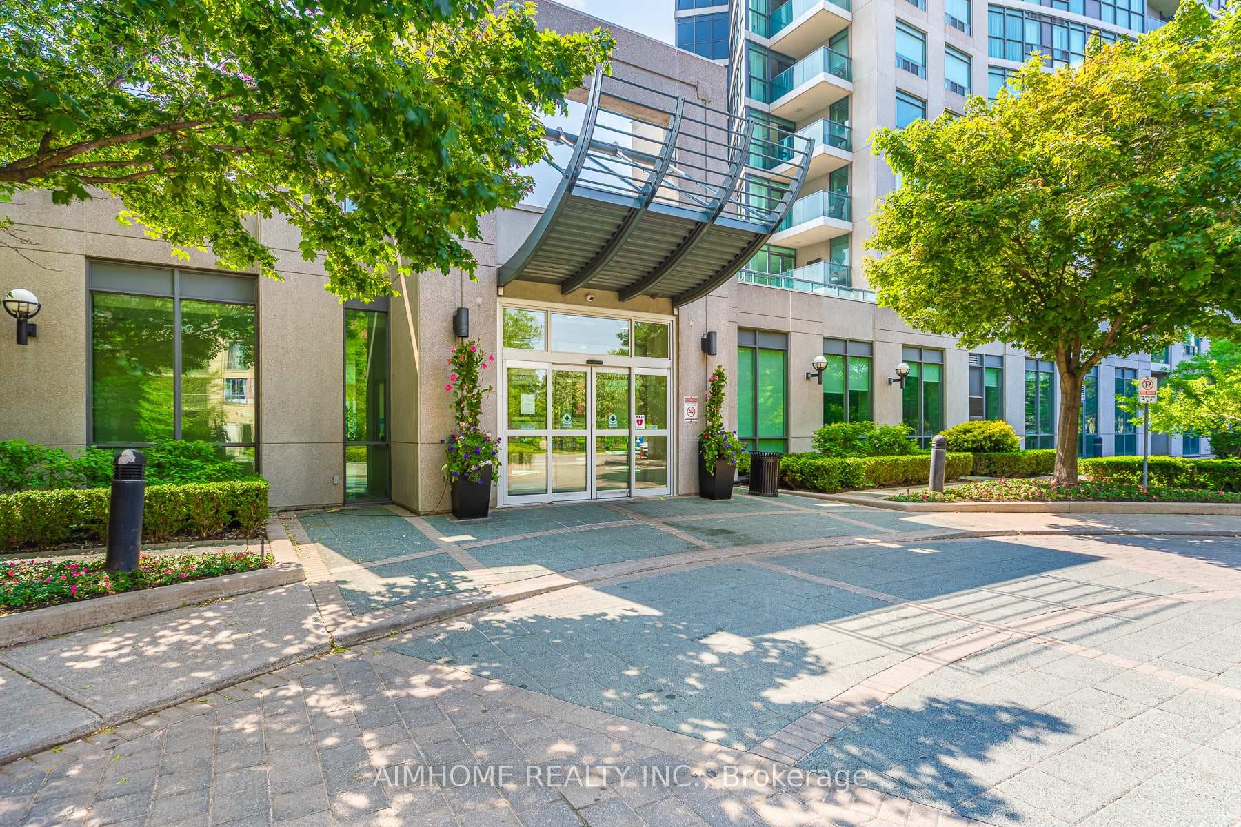 30 Harrison Garden Boulevard Unit 1106 photo 3