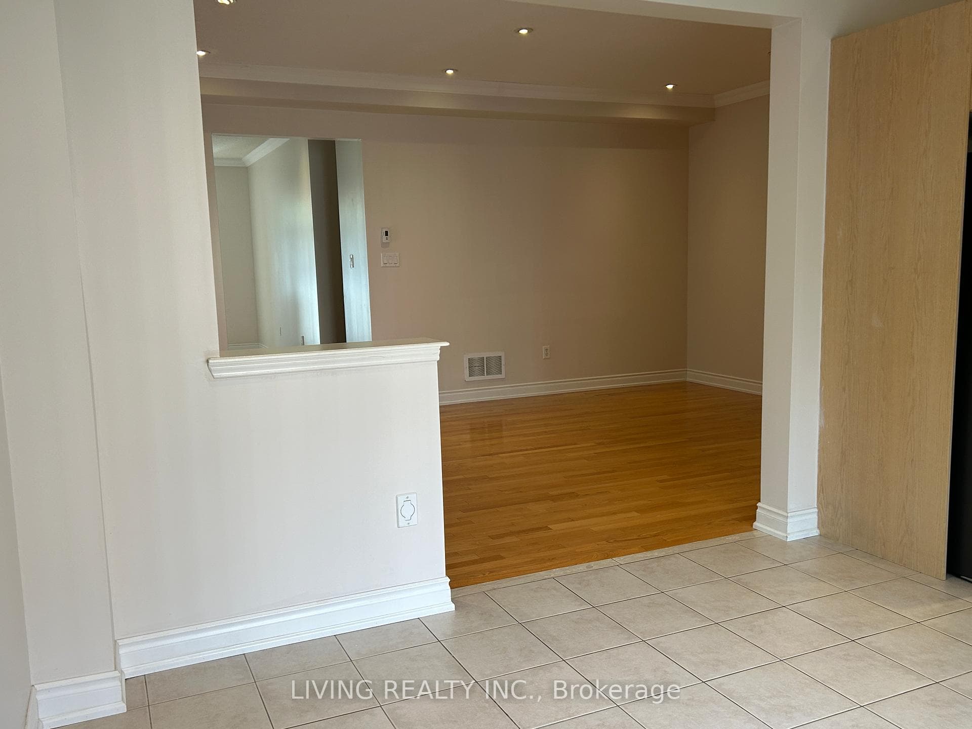 52 Martell Gate photo 11