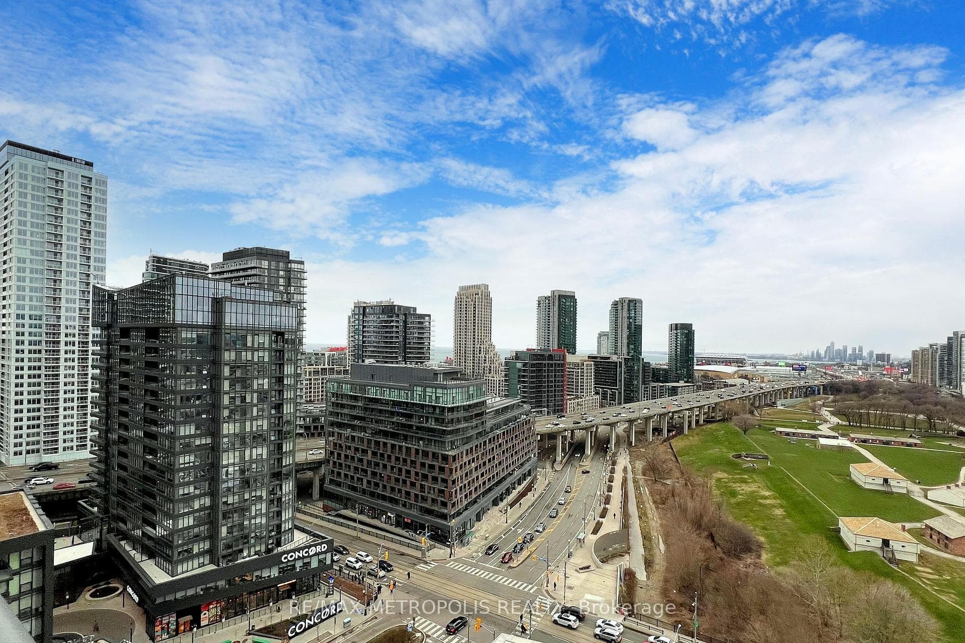 170 Fort York Boulevard Unit 1702 photo 30