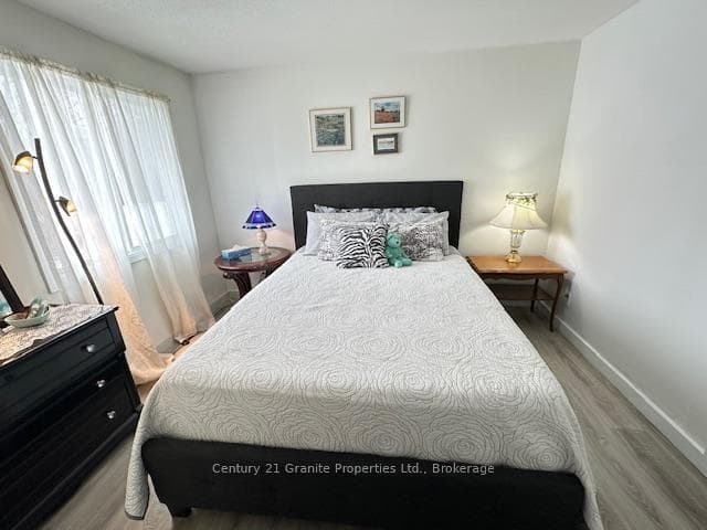 2 Jacklin Crescent photo 12