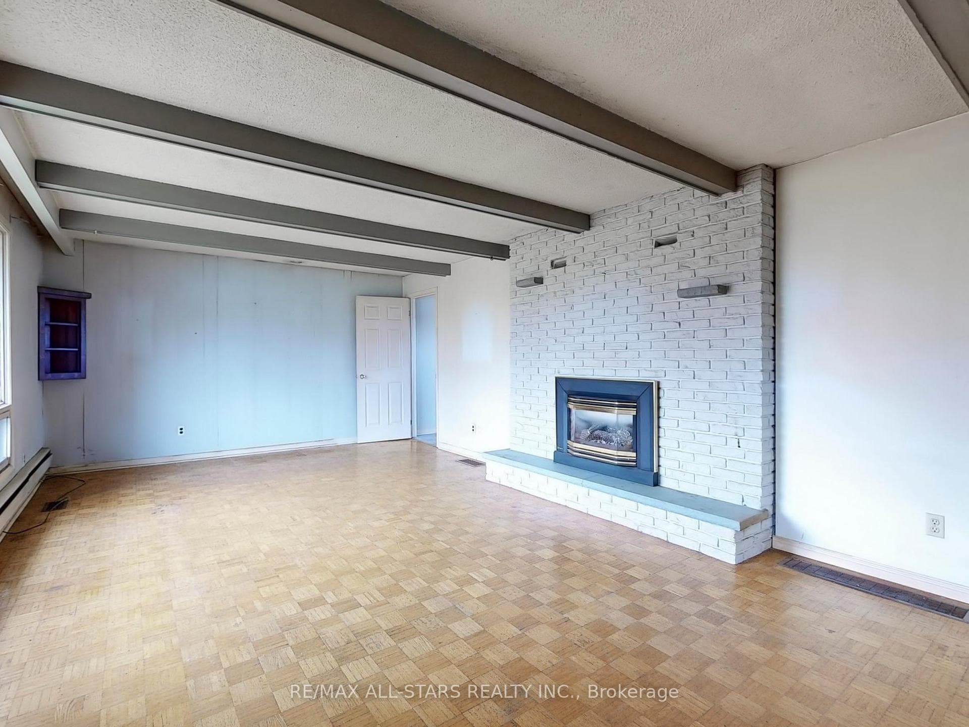 67 Irving Drive photo 4