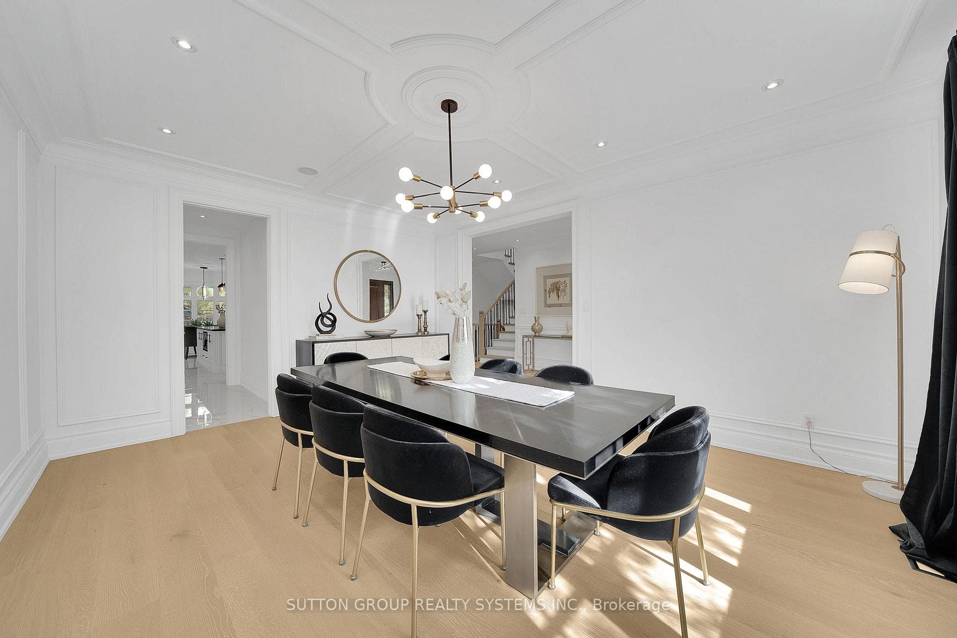 37 Eastglen Crescent photo 7
