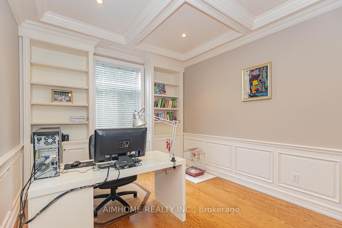395 Princess Avenue photo 15