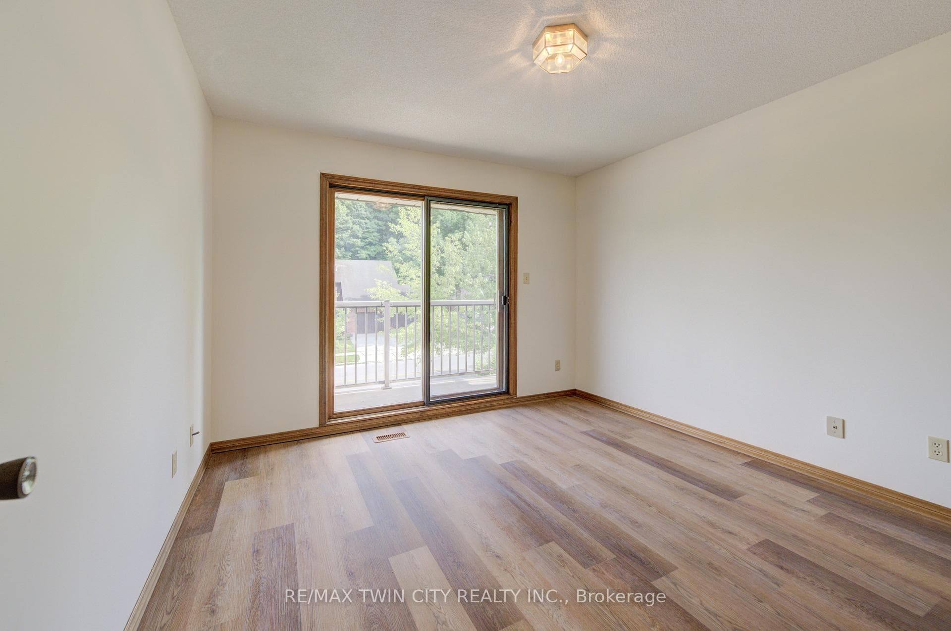 391 Northlake Drive photo 19