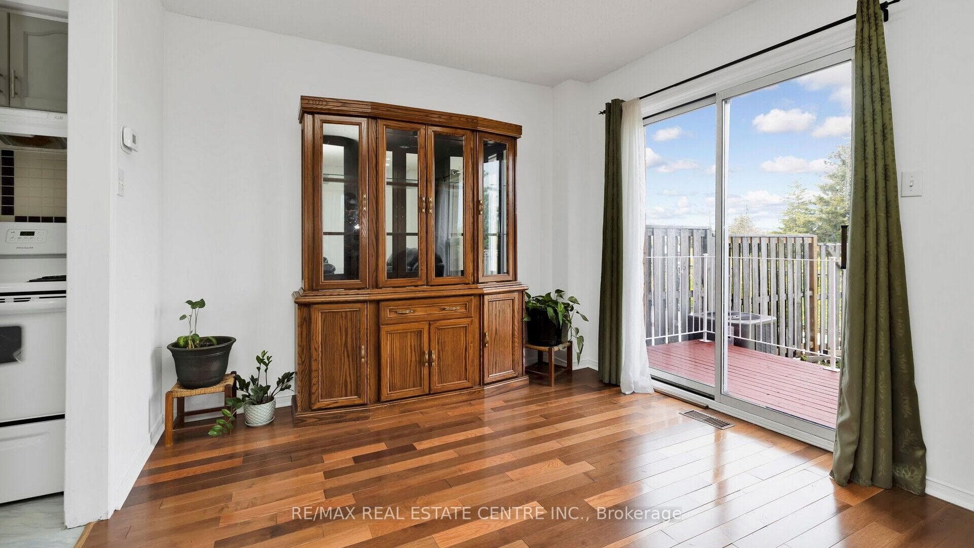 100 Brickyard Way Unit 4 photo 10
