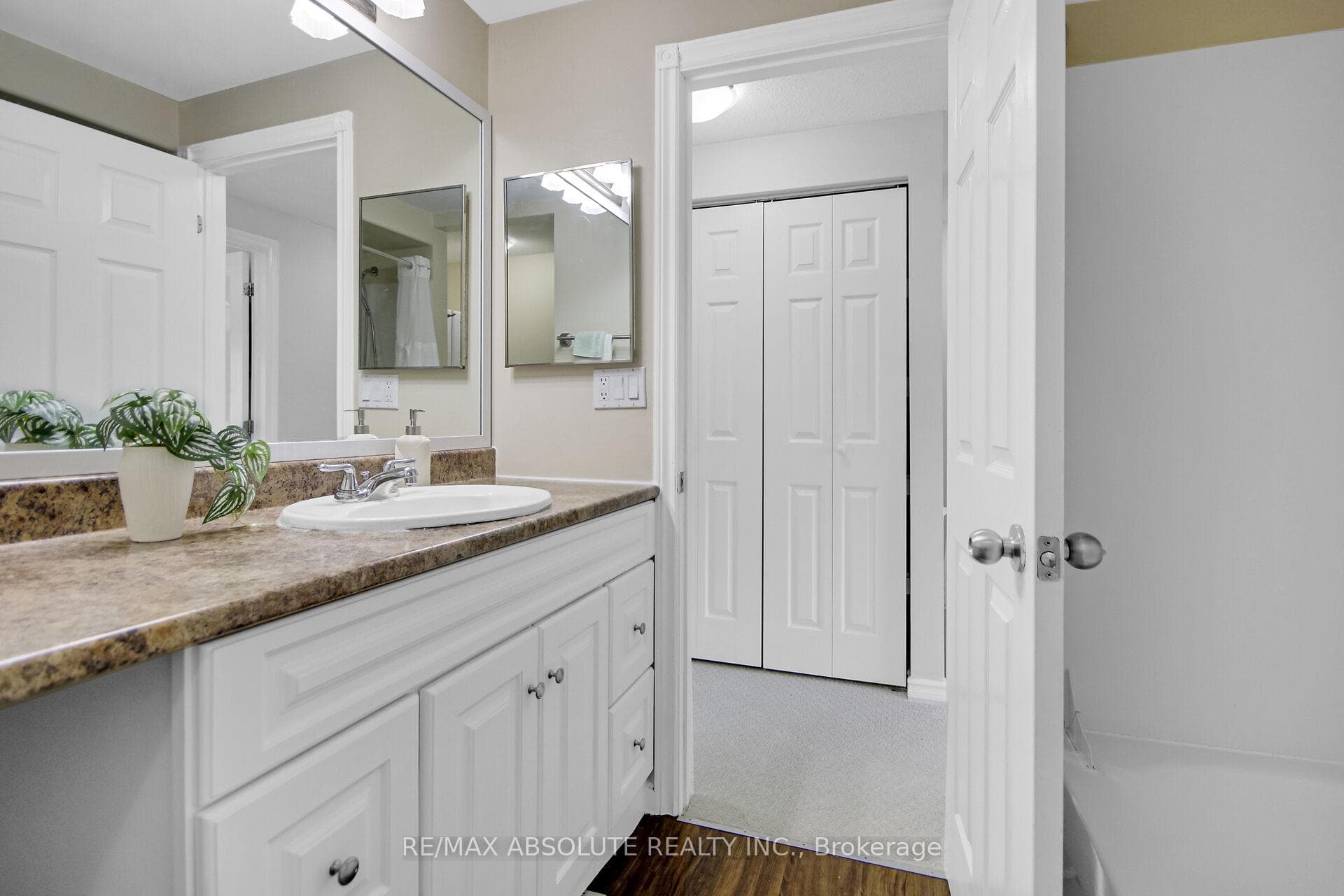 3B Foxhill Way photo 24