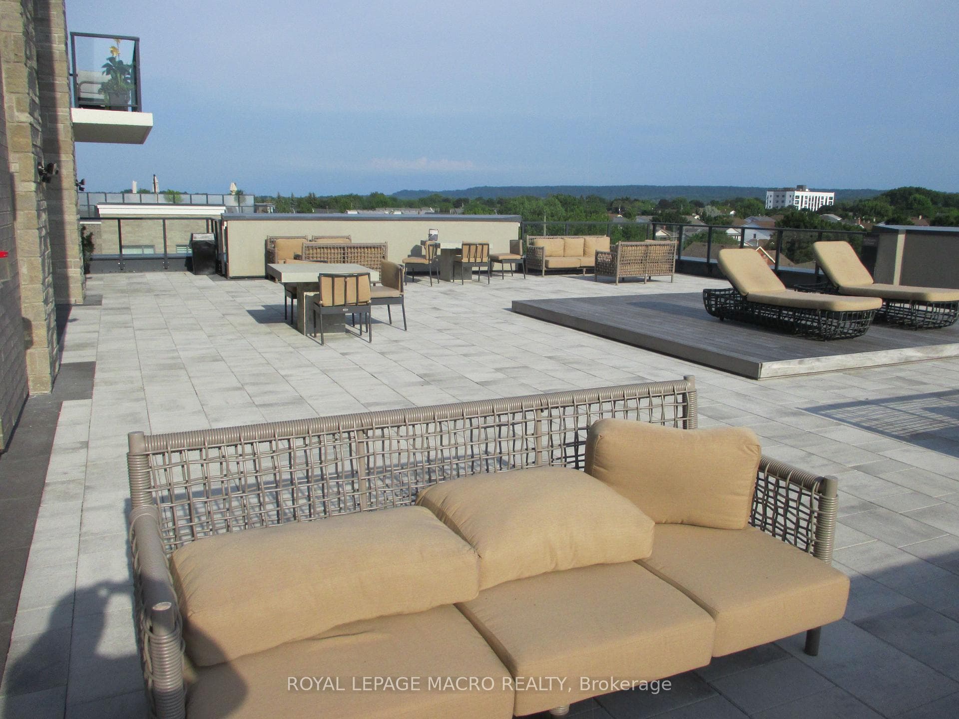 5055 Greenlane Road Unit 533 photo 45