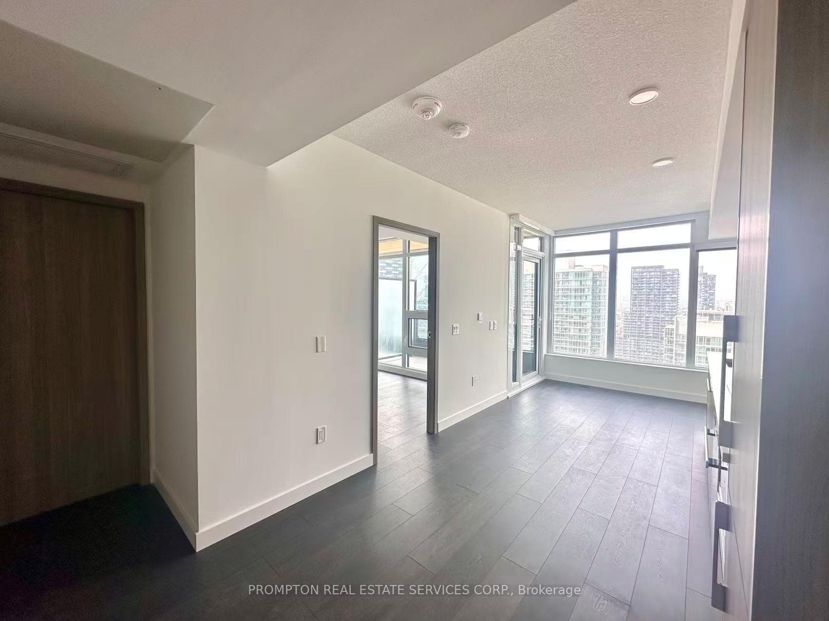 1 Concord Cityplace Way Unit 3201 photo 2