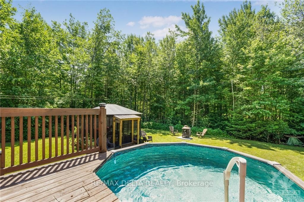 1700 STE ANNE Road photo 25