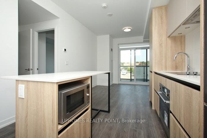 8 Beverley Glen Boulevard Unit C201 photo 11