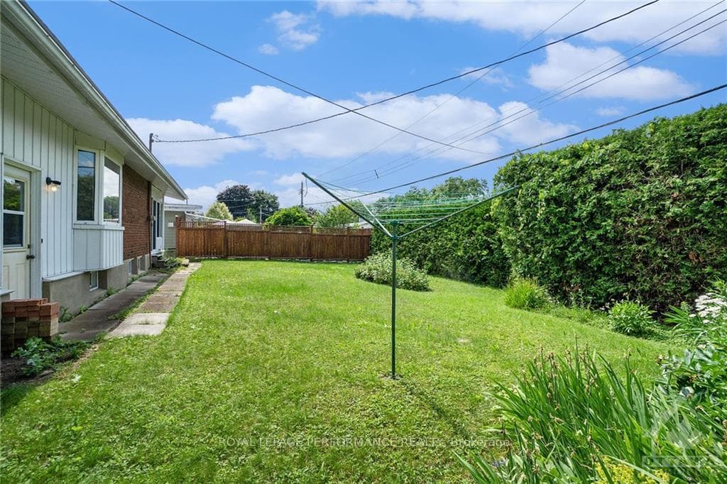 11 KILMORY Crescent photo 23