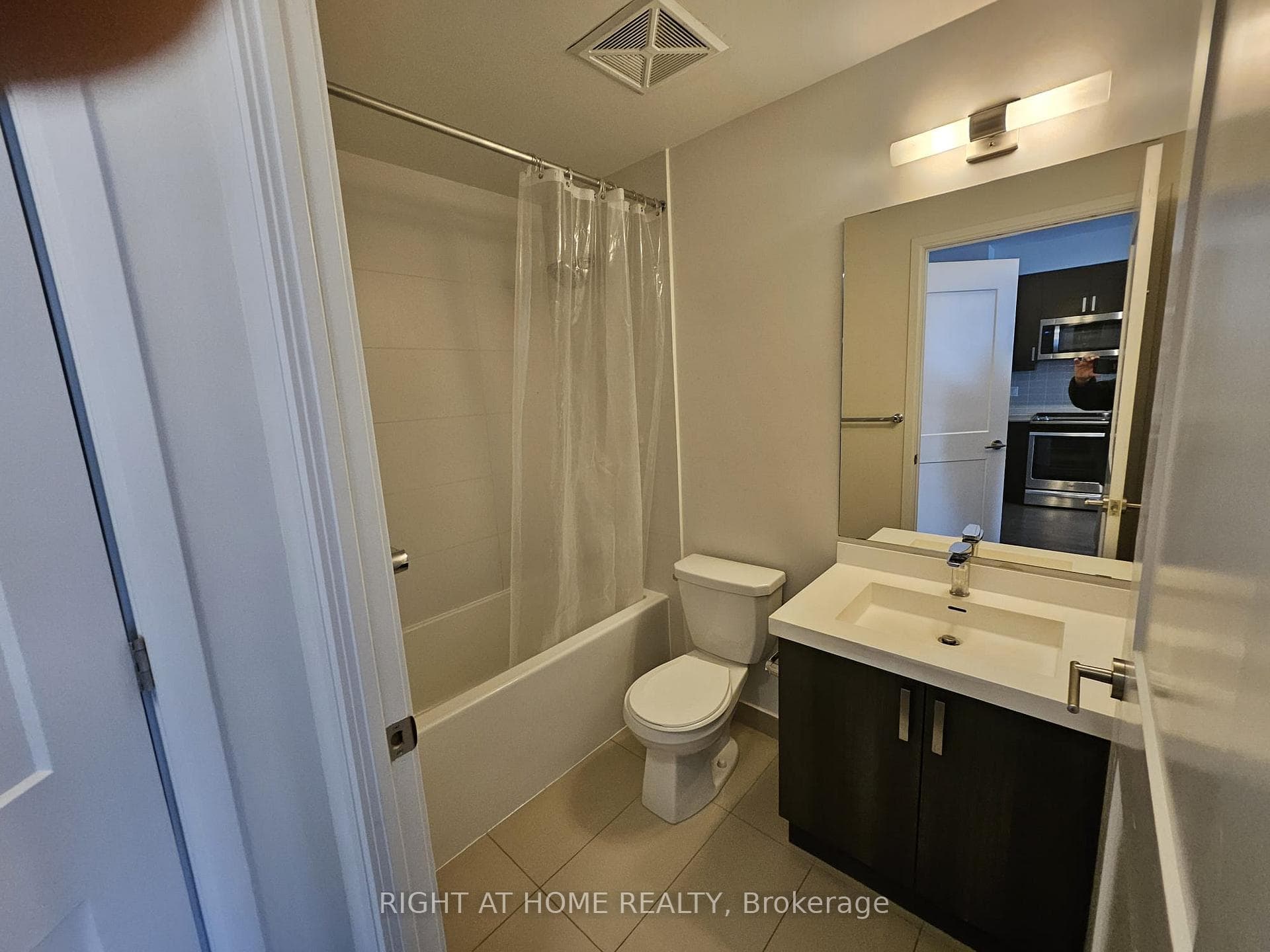 7895 JANE Street Unit 3601 photo 21