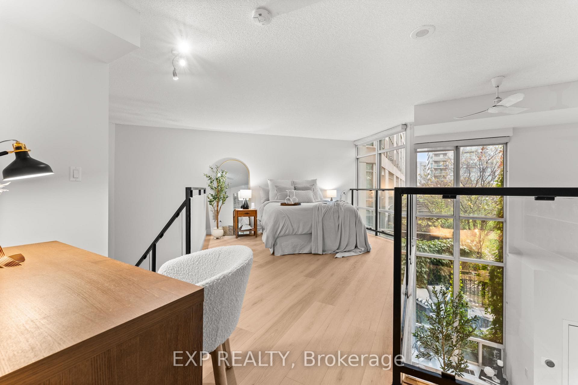 250 Manitoba Street Unit 501 photo 27