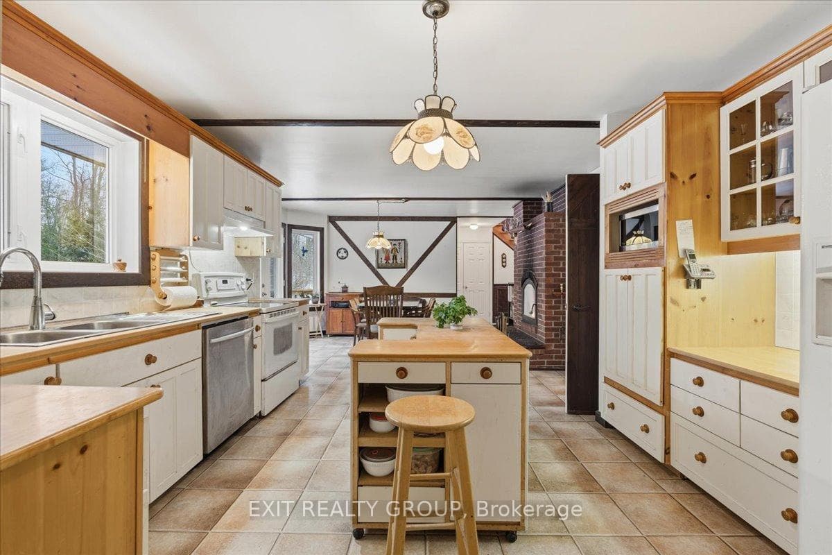 192 Ryan Road photo 22
