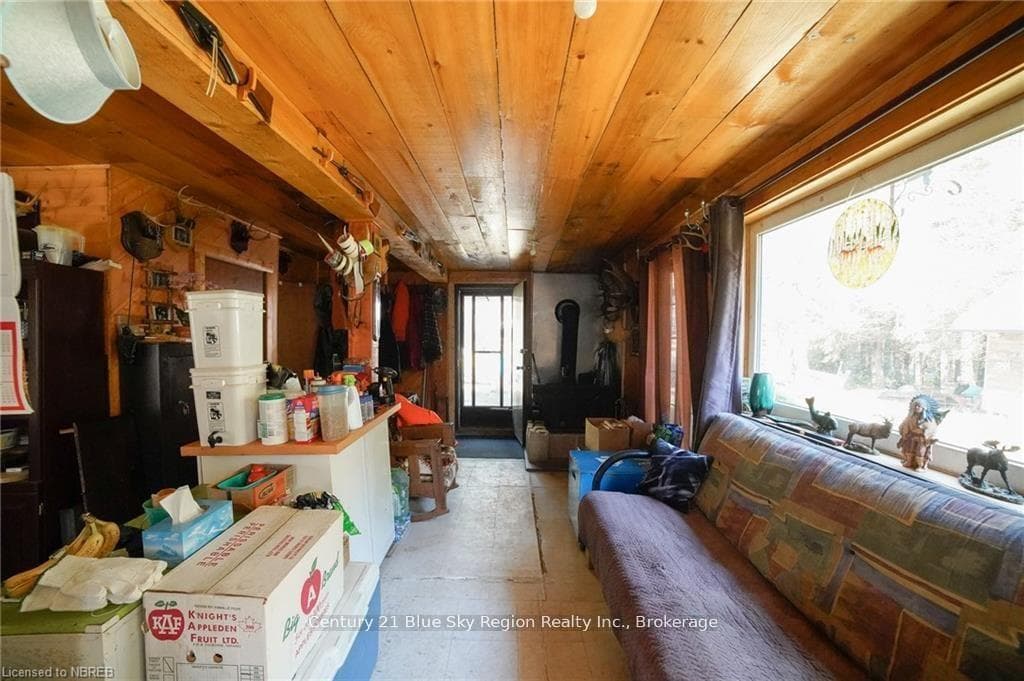 1772 LEIGHTON Road photo 13