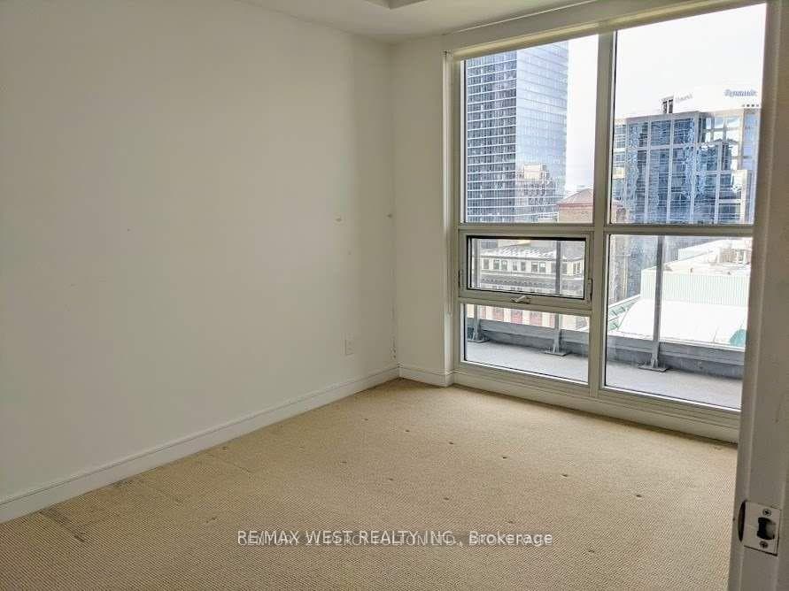 88 Scott Street Unit 2903 photo 7