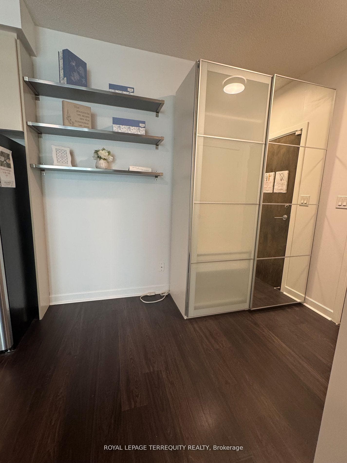 33 Bay Street Unit 2313 photo 9
