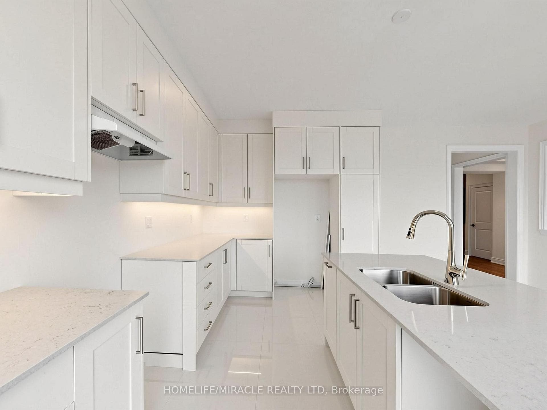 8 Ralston Court photo 15
