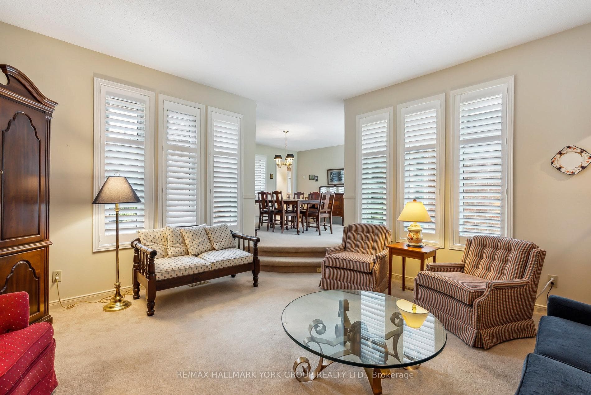 1 Kingscross Drive photo 8