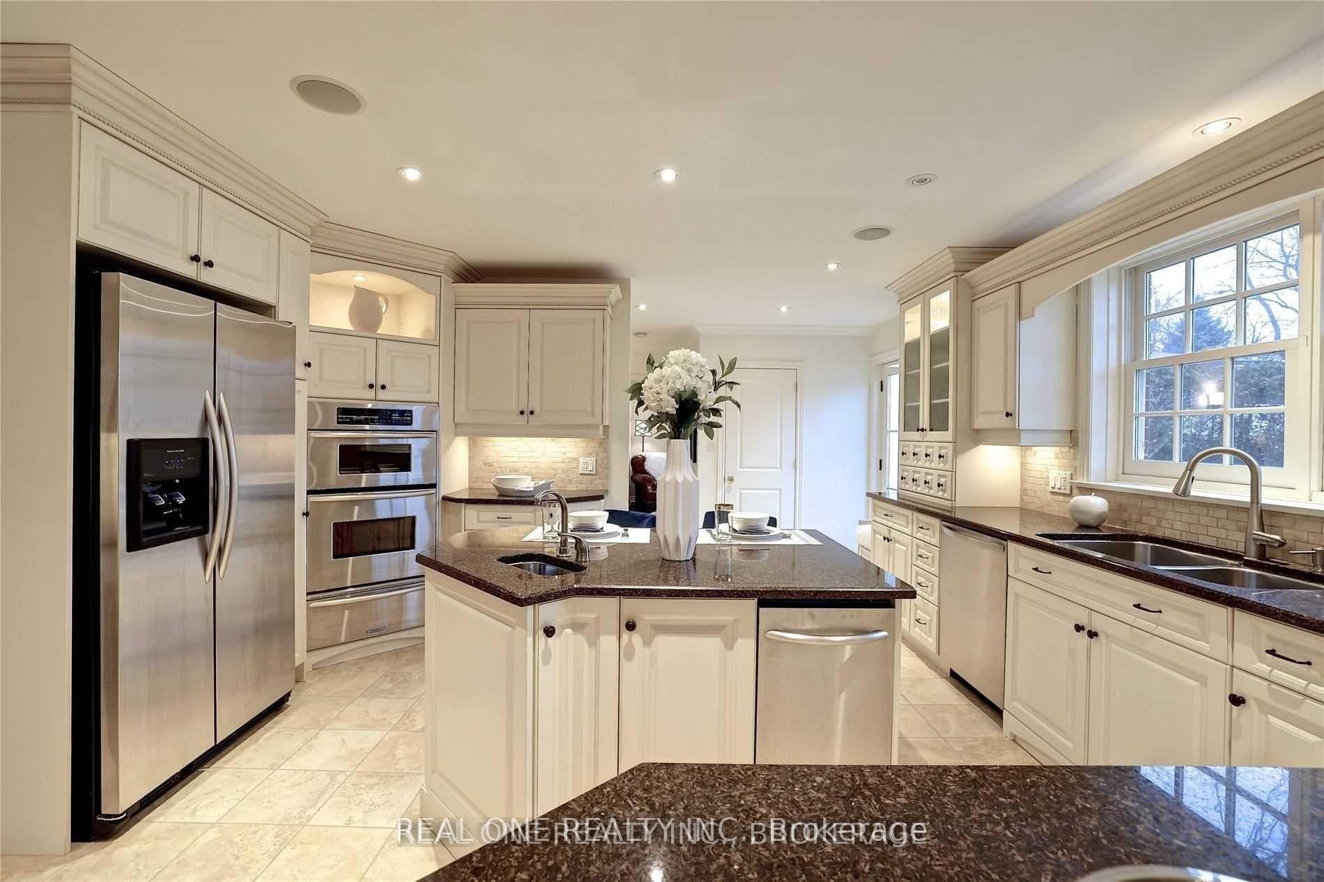 175 Cairncroft Road photo 13