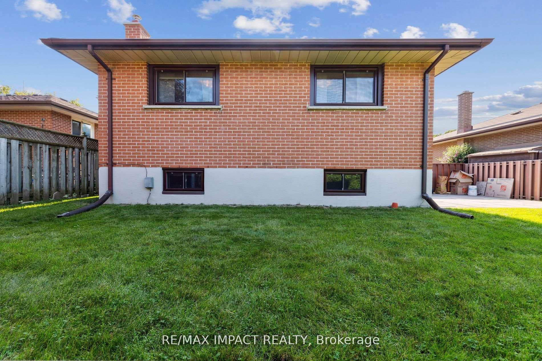 305 Poplar Street photo 31