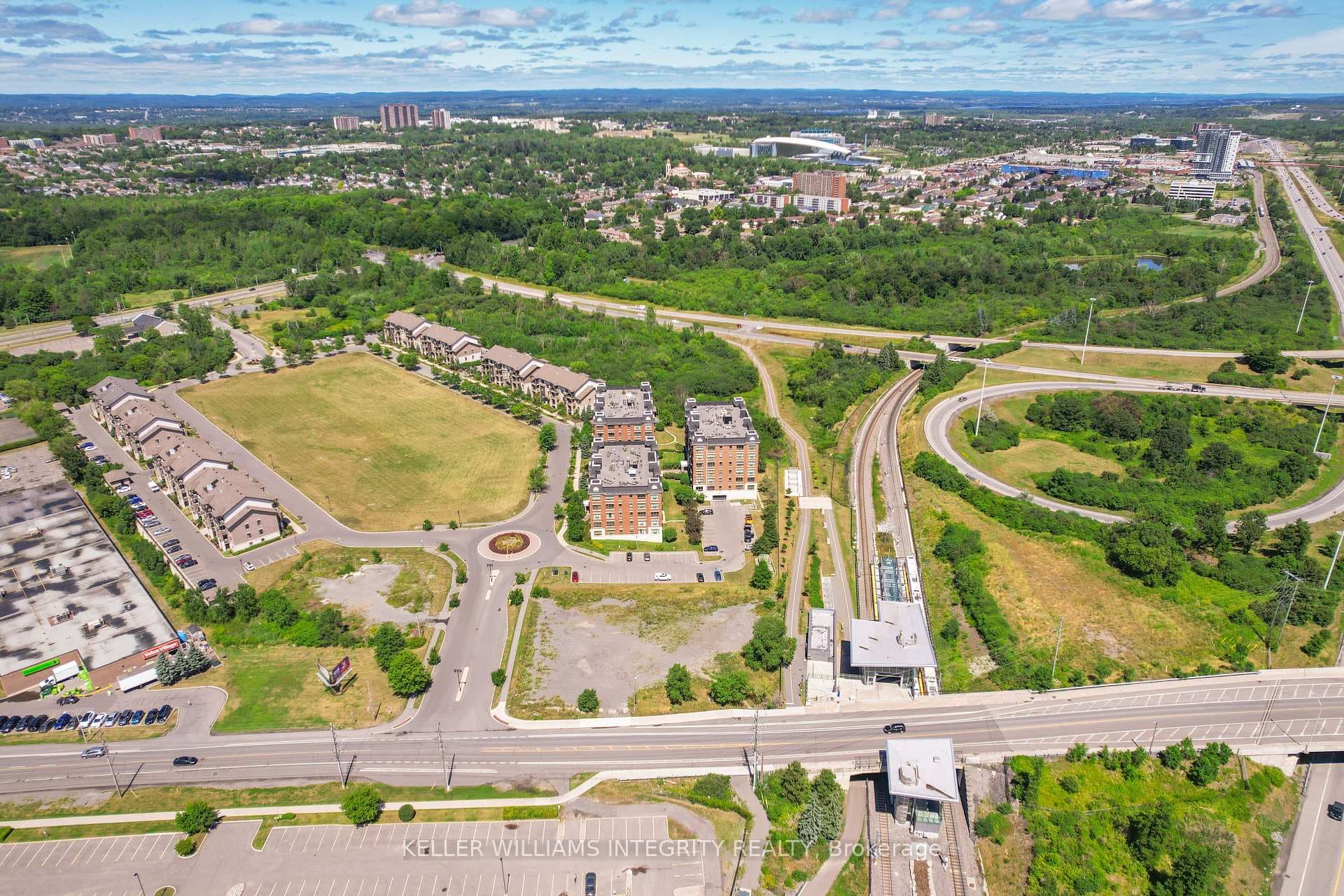 905 Beauparc Private Unit 219 photo 30