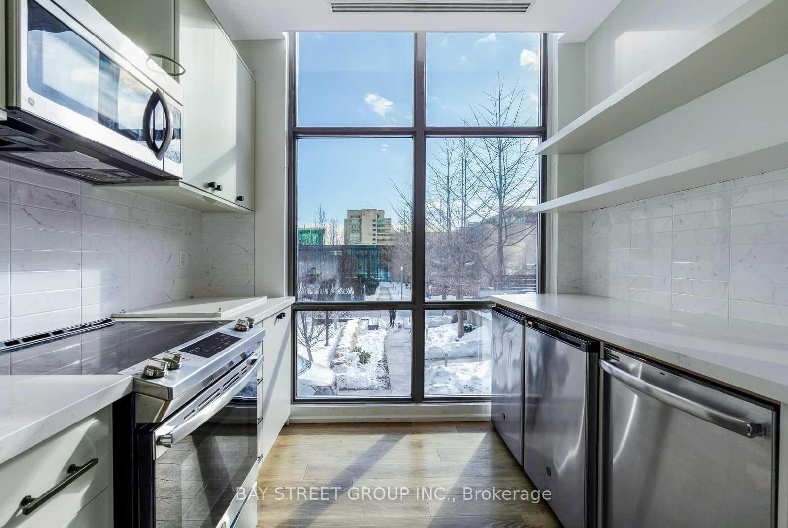 15 Fort York Boulevard Unit 503 photo 29