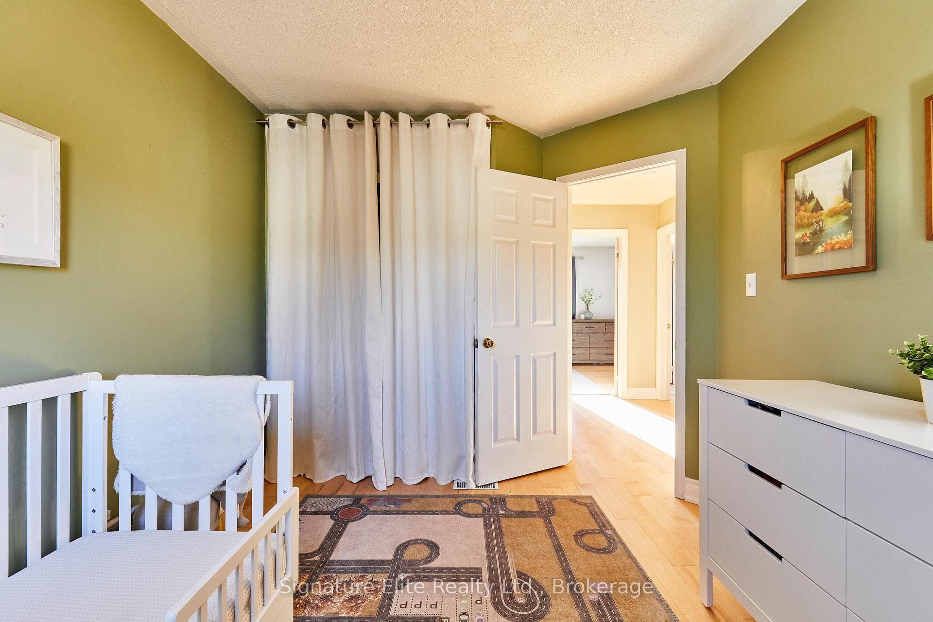 6400 Lawrence Avenue Unit 30 photo 27