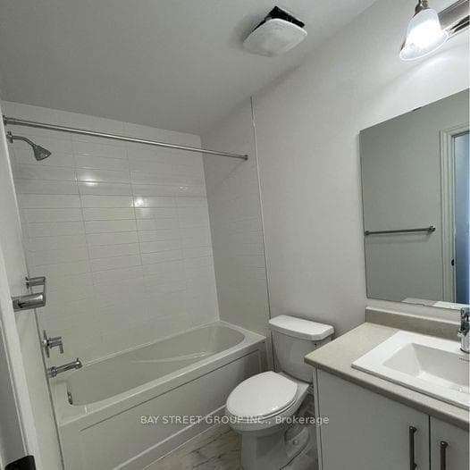 110 Laing Drive photo 27