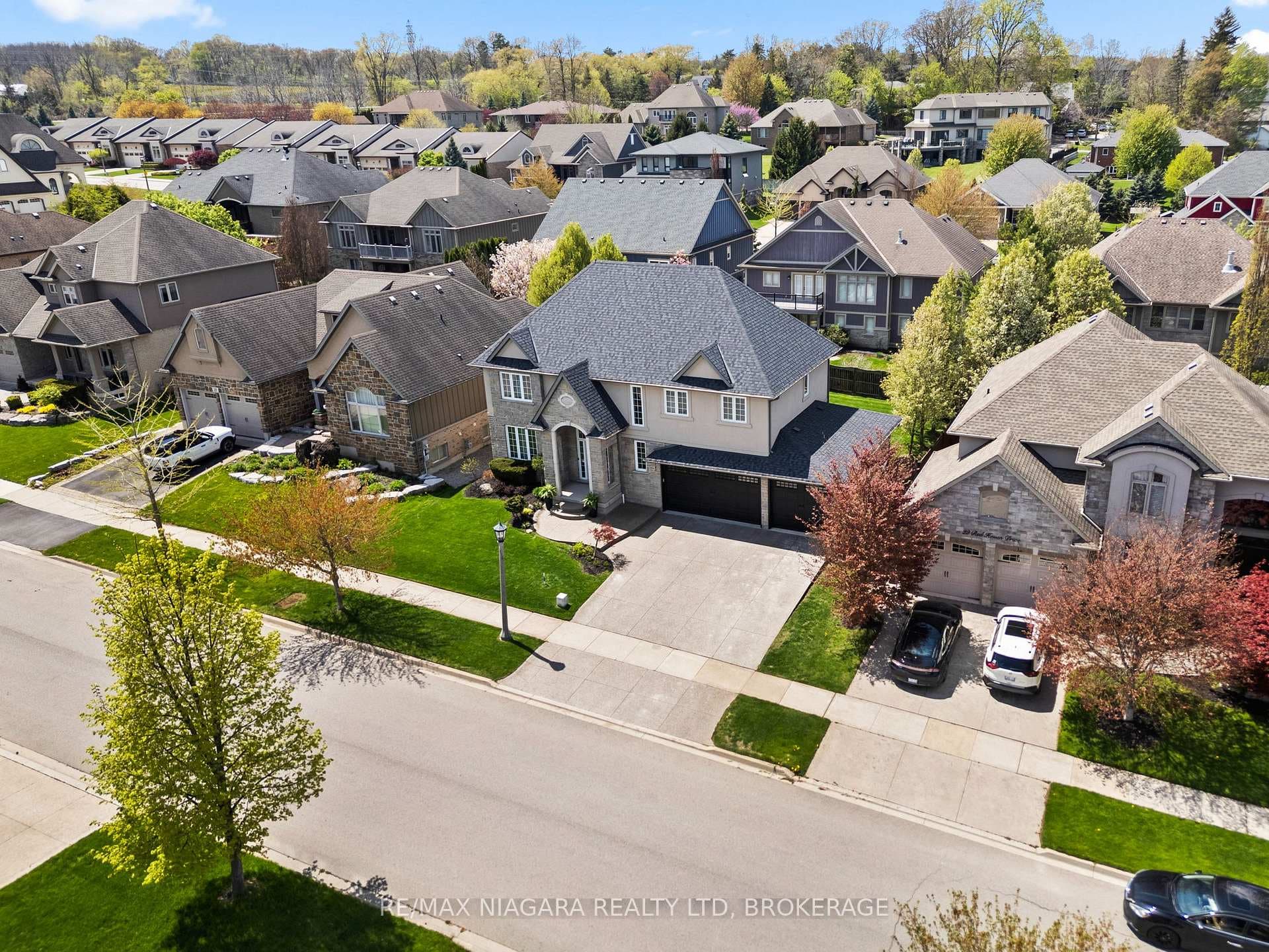 24 Red Haven Drive photo 44