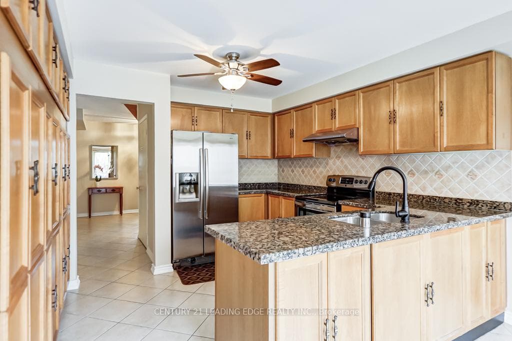 3536 ELLESMERE Road photo 11