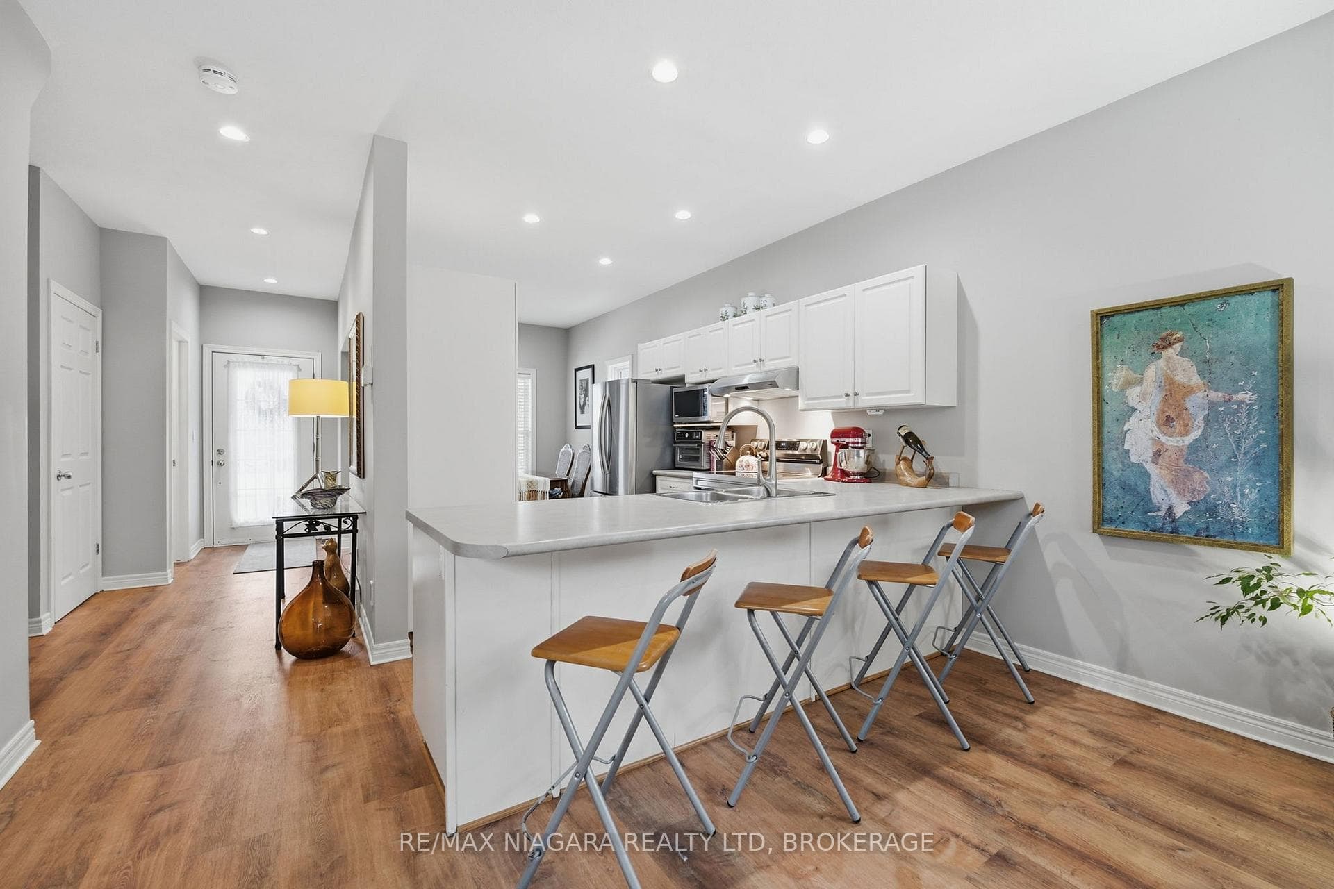 41 Frontier Drive photo 12