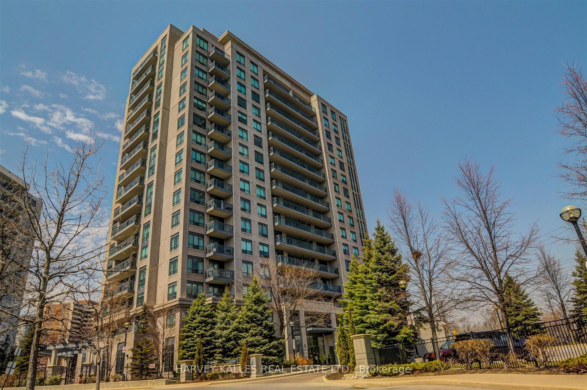 38 Fontenay Court Unit 1106 photo 1