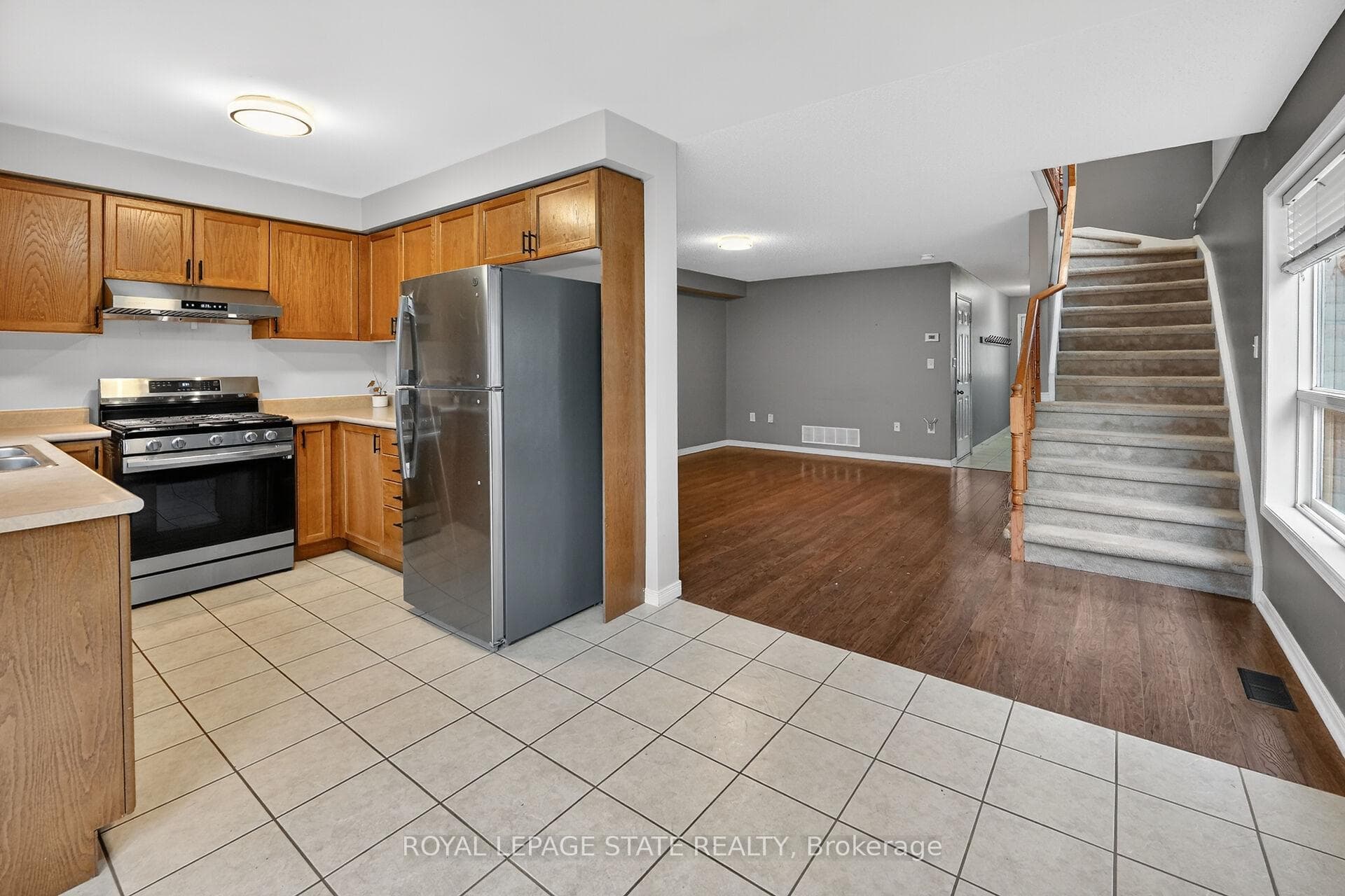 41 Kenyon Crescent photo 14